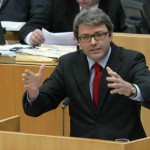 So sehen Verlierer aus_ Marc Jan Eumann, Staatssekretär im Ministerium für Bundesangelegenheiten, Europa und Medien Foto: Landtag NRW