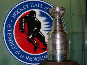 Wird nun doch auch in 2013 wieder vergeben: Der Stanley Cup. Foto: Robin Patzwaldt