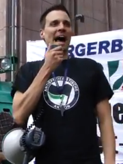Daniel Krause auf der Pro NRW-Demo 2012. Screenshot: youtube/nogocologne
