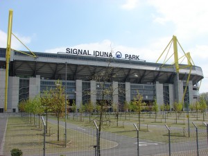 Am Dortmunder WM-Stadion von 2006 geht die EM 2020 vorbei. Foto: Robin Patzwaldt