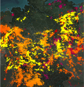 Wo hat es in den letzten 48h geblitzt? (Screenshot: http://www.lightningmaps.org/blitzortung/europe/index.php?bo_showmap=de&bo_period=48&lang=de)