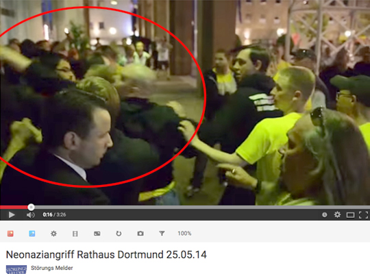 Rathausüberfall 2014, Screenshot Video Alexander Völkel