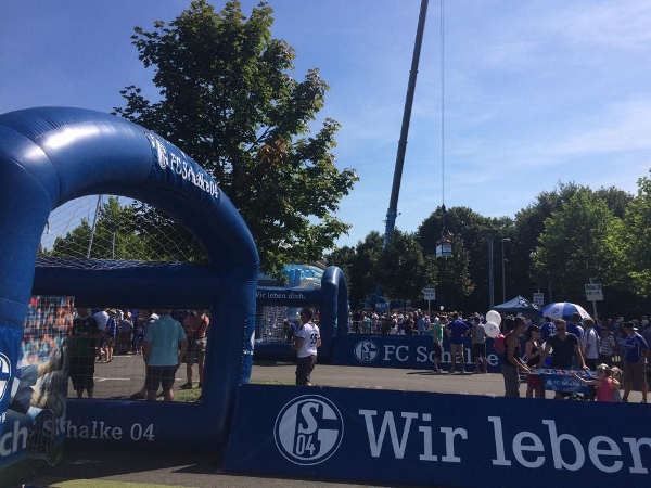 Schalke Tag M.Kamps 4 (600x450)
