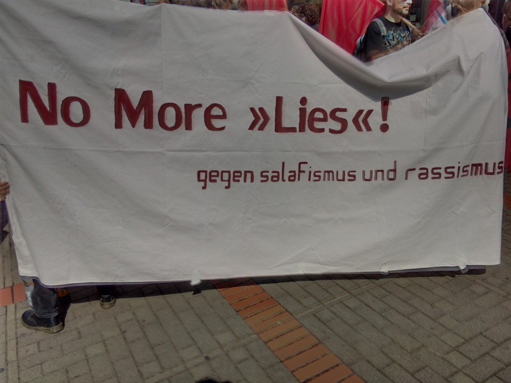 Antifaschisten protestierten am vergangenen Wochenende gegen einen "Lies" Stand in Bochum