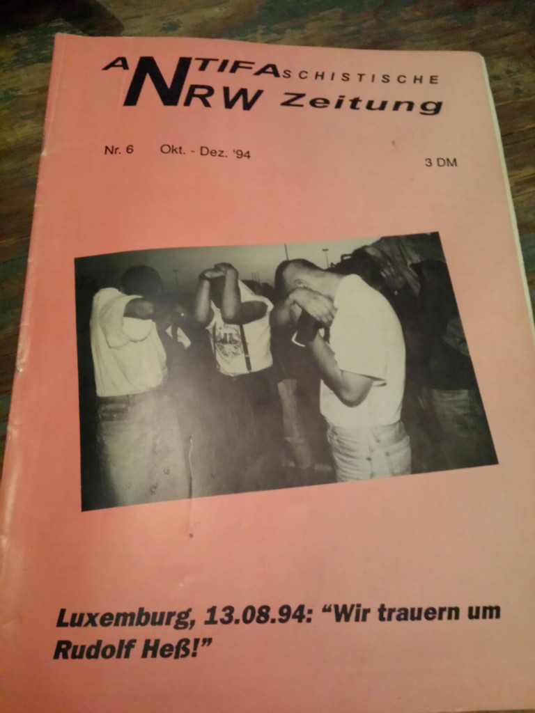 Die "Antifaschistische NRW Zeitung" berichtete 1994 über die Teilnahme von Frank S. an einem Nazi-Aufmarsch.