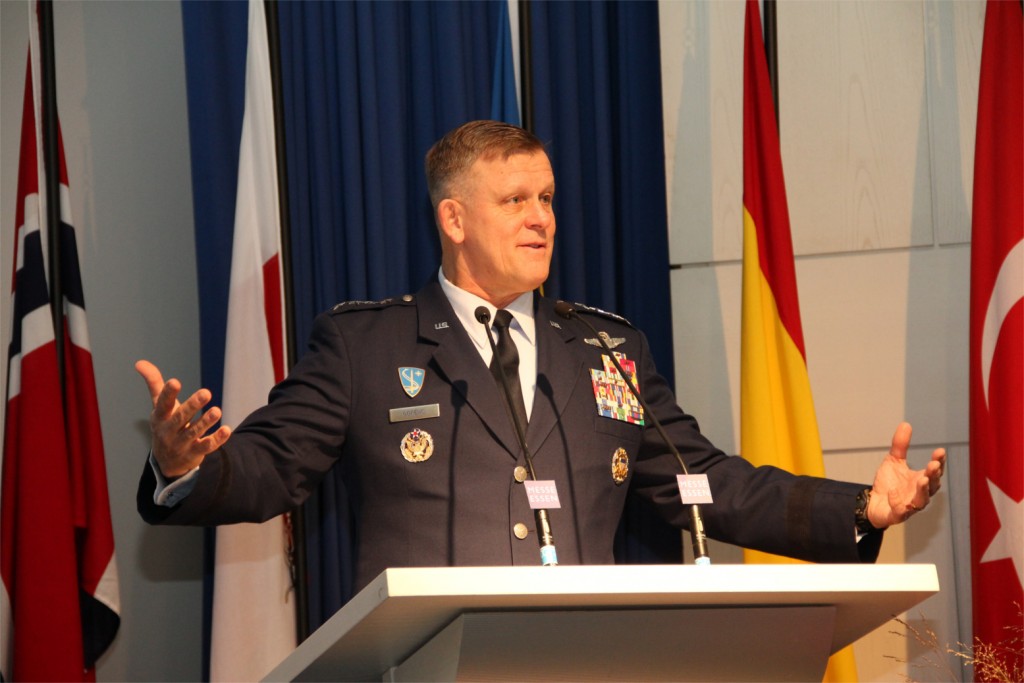 General Frank Gorenc (Bild: JAPCC)