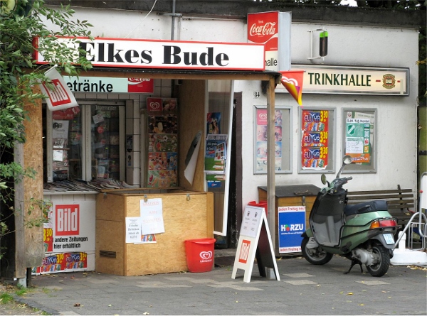 Typische 'Bude' im Ruhrgebiet. Quelle: Wikipedia, Foto: Hans-Jürgen Wiese, Lizenz: CC BY 3.0