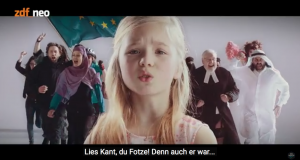 Muss deutsch immer böse sein? (Screenshot des YT-Videos von Jan Böhmermanns Musikvideo)