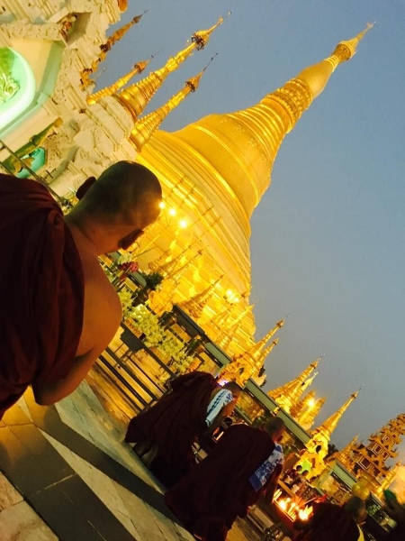Shwedagon Sonnenuntergang in Yangon (450x600)