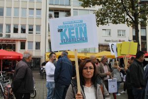Protestierten für Pressefreiheit in der Türkei: Demonstranten in Köln. Foto: Jana Klein