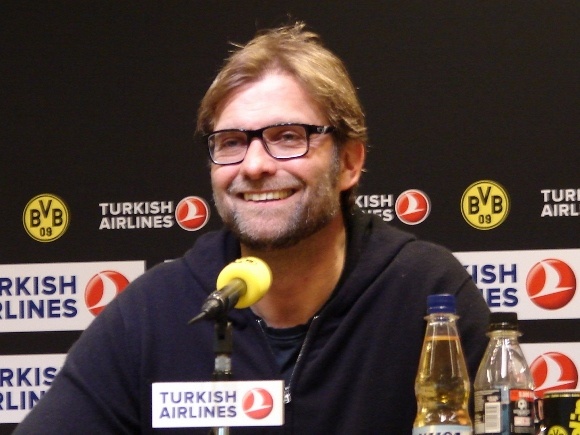 ein gut gelaunter Jürgen Klopp vor den letzten Spielen der Saison. Foto: Robin Patzwaldt