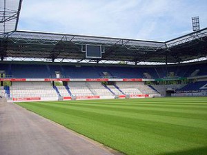 Das Stadion des MSV Duisburg. Quelle: Wikipedia; Foto: Sascha Brück; Lizenz: cc