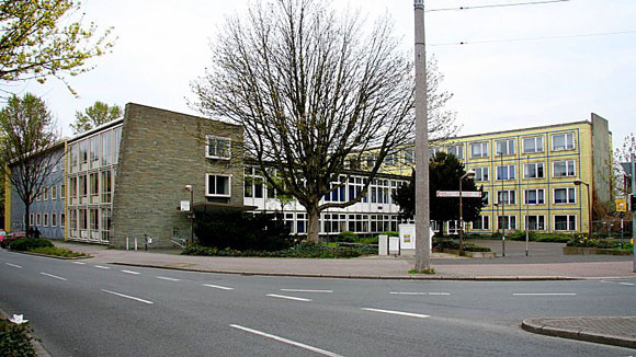 Fritz-Henßler-Haus Foto: Ralf Hüls Lizenz: CC 2.0