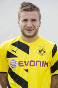 Rettete mit seinem späten Treffer zum 2:2 zumindest einen Punkt gegen Stuttgart: Ciro Immobile. Foto: BVB