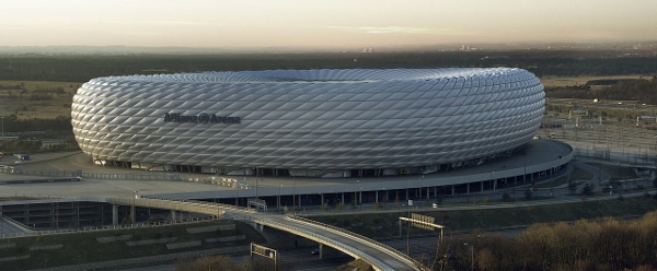 Das Stadion in München. Quelle: Wikipewdia, Foto: Richard Bartz, Munich aka Makro Freak, Lizenz: CC BY-SA 2.5