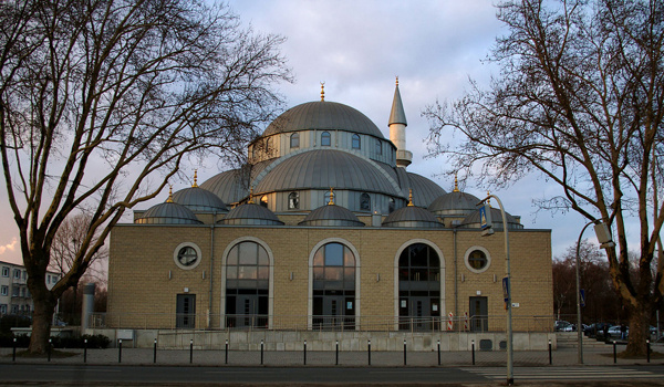 DITIB-Merkez-Moschee in Duisburg-Marxloh Foto: -ani- Lizenz: CC BY-SA 3.0