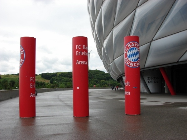 Am Stadion in München. Foto: Robin Patzwaldt