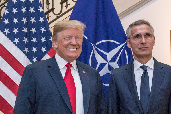 NATO ist, wenn nur einer lacht: US-Präsident Donald Trump und NATO-Generalsekretär Jens Stoltenberg