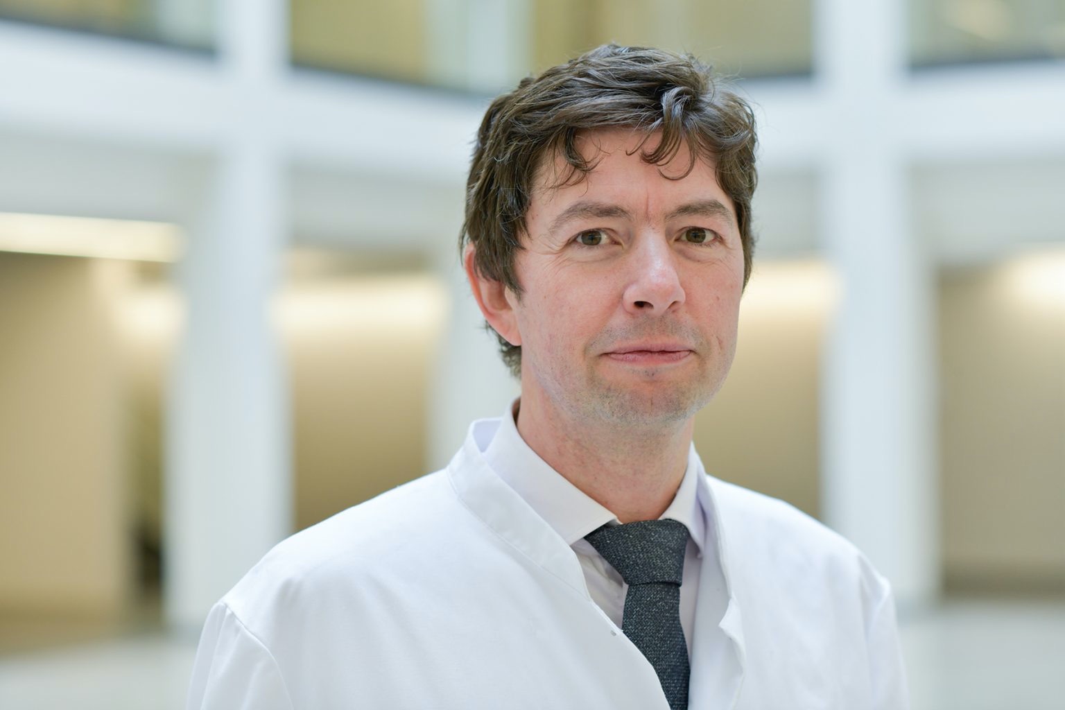 Prof. Christian Drosten, Direktor des Instituts für Virologie an der Charité; Foto: Charité / Wiebke Peitz