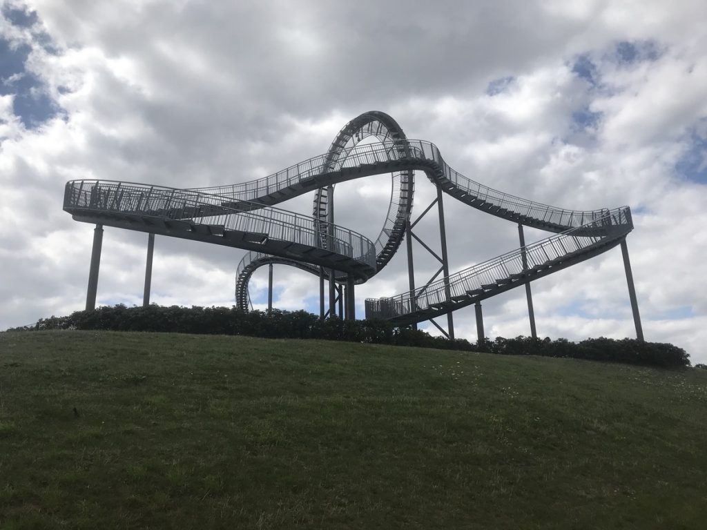 Anziehungspunkt für Touristen: Tiger & Turtle - Magic Mountain; Foto: Peter Ansmann