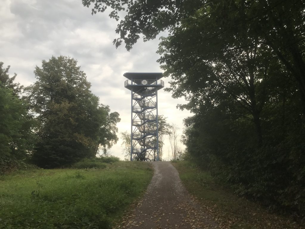 Wahrzeichen des Duisburger Südens: Ein wunderschöner Stahlturm; Foto: Peter Ansmann