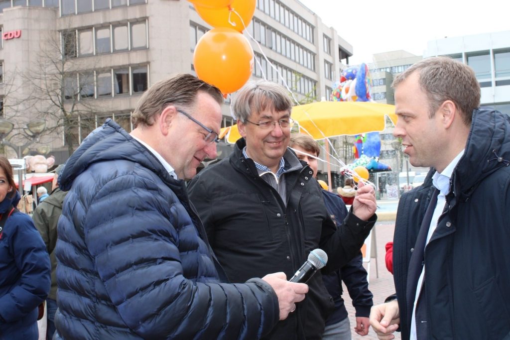 Thomas Mahlberg, Peter Ibe und Mario Czaja in Duisburg; Foto: Peter Ansmann