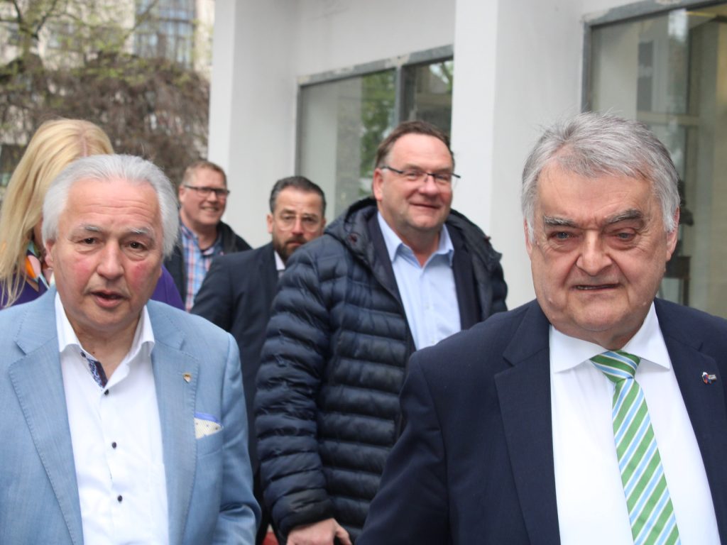 Volker Mosblech, Thomas Mahlberg (Beide CDU Duisburg), Herbert Reul; Foto: Peter Ansmann