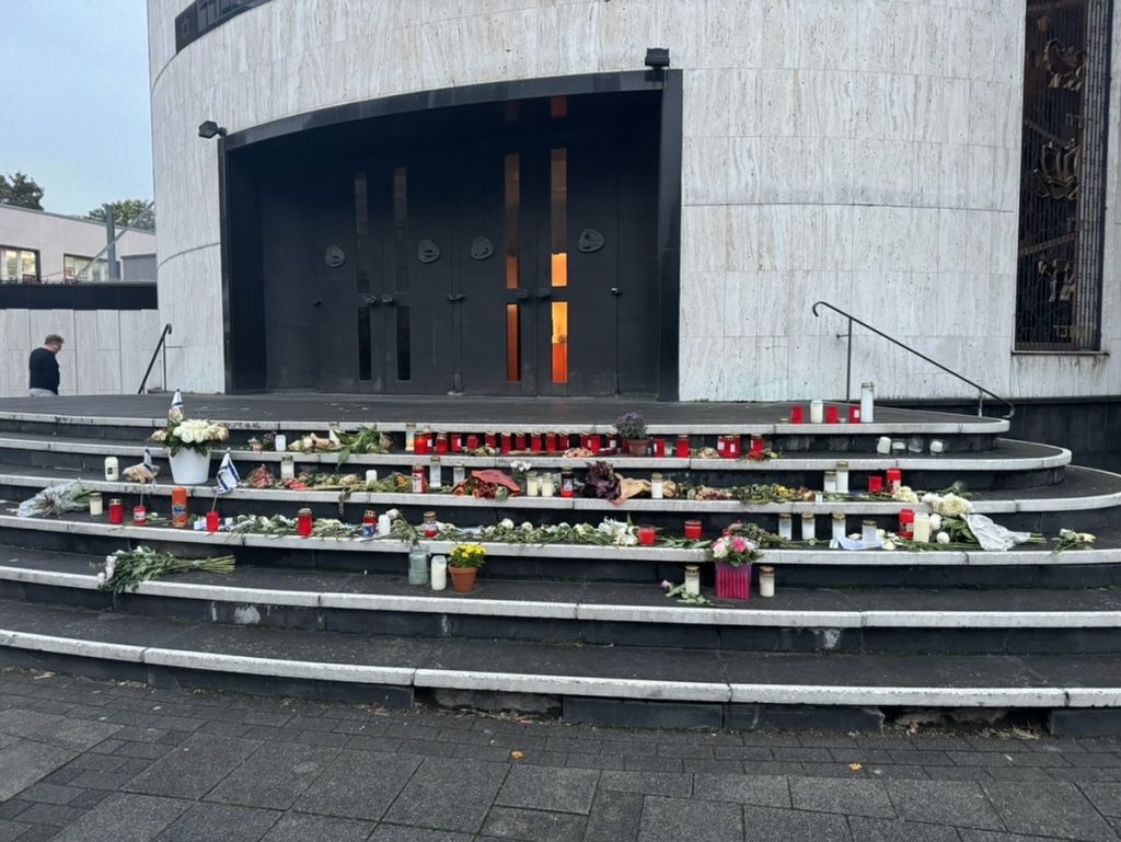 Jüdische Gemeinde Düsseldorf am 27.10.2023; Foto: Peter Ansmann