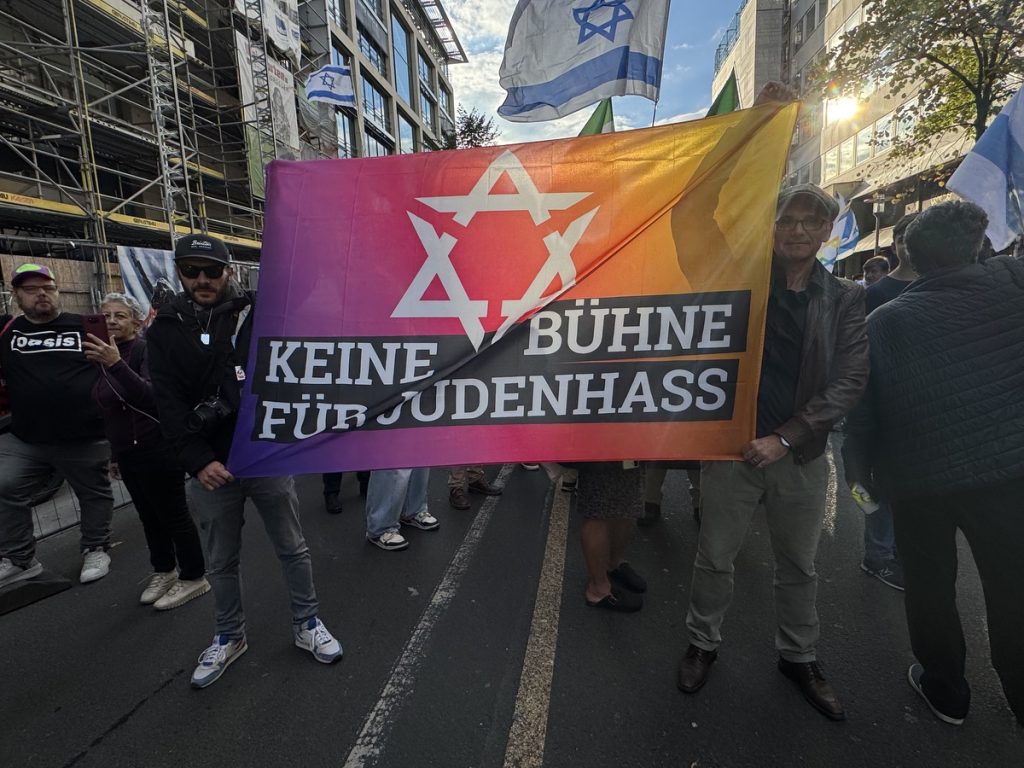 Keine Bühne für Judenhass (Foto: Peter Ansmann)