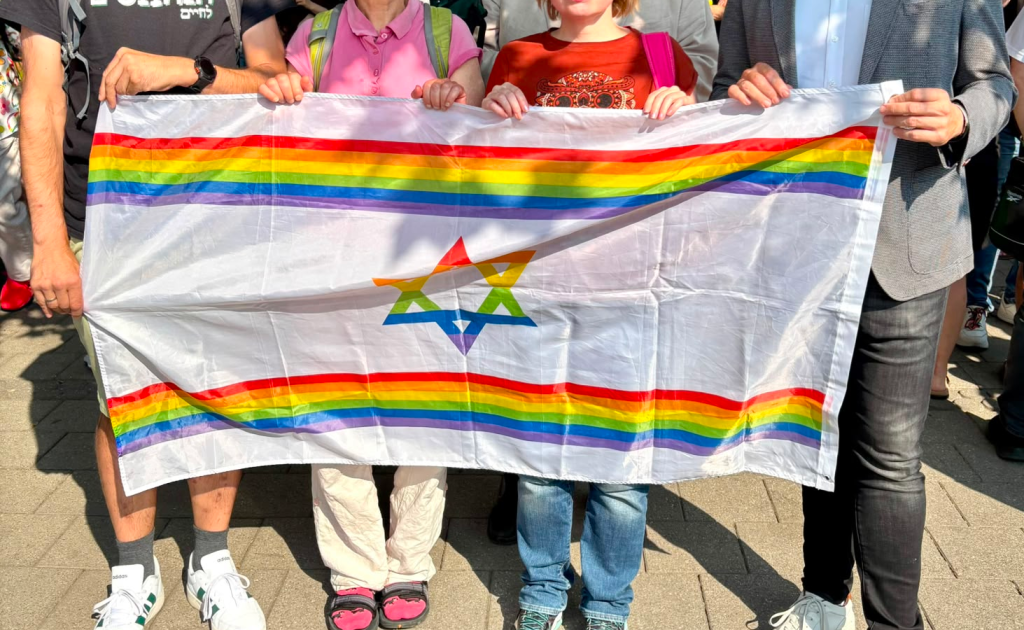 Die Fahne, um die sich der Streit drehte. Foto: Iron Dome Nürnberg