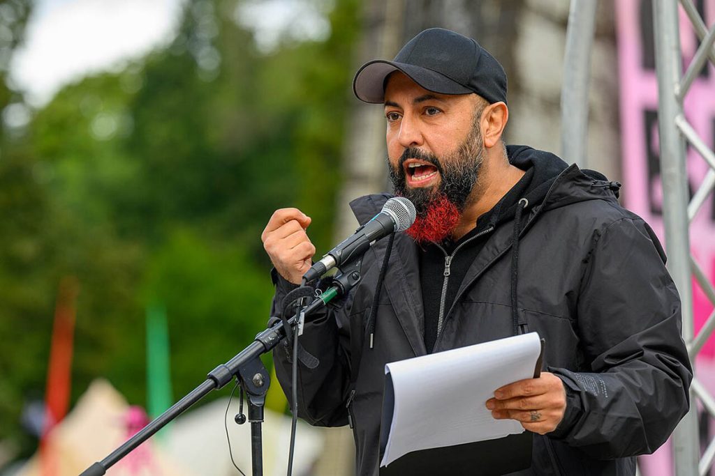 Ferat Koçak bei einer Veranstaltung in Berlin am 17. September 2022