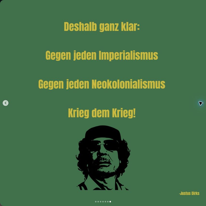 Schlussfolie des Gaddafi-Beitrags: Friedens- und Antiimperialismus-Parolen über einem Porträt Gaddafis.